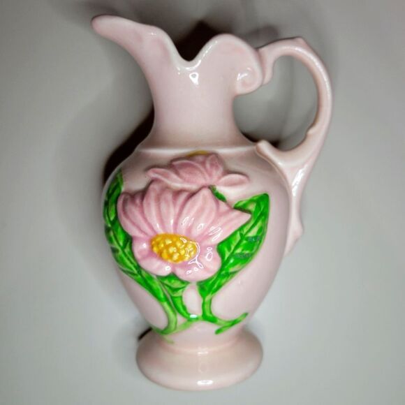 Hull Art Pottery, U.S.A. H-3-5 1/2 Pitcher Gloss Finish New Magnolia Pattern - Picture 7 of 7